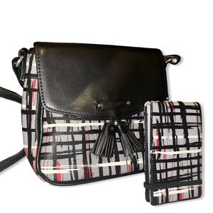 Vera Bradley Bag Black Red Art Plaid Small Crossbody Purse With Matching Notepad